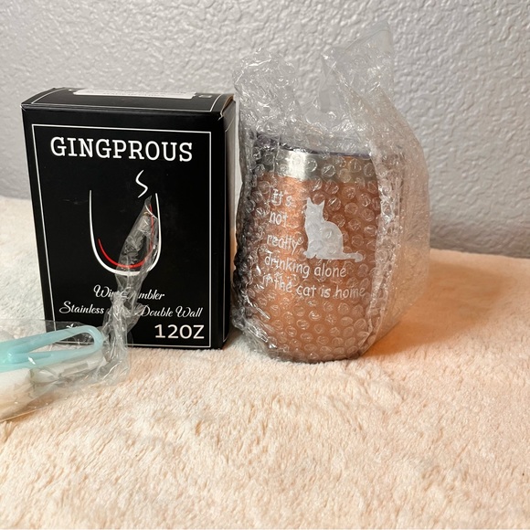 New! Cat lover wine tumbler “ it’s not drinking alone if the cat is home” 12oz - Picture 5 of 7